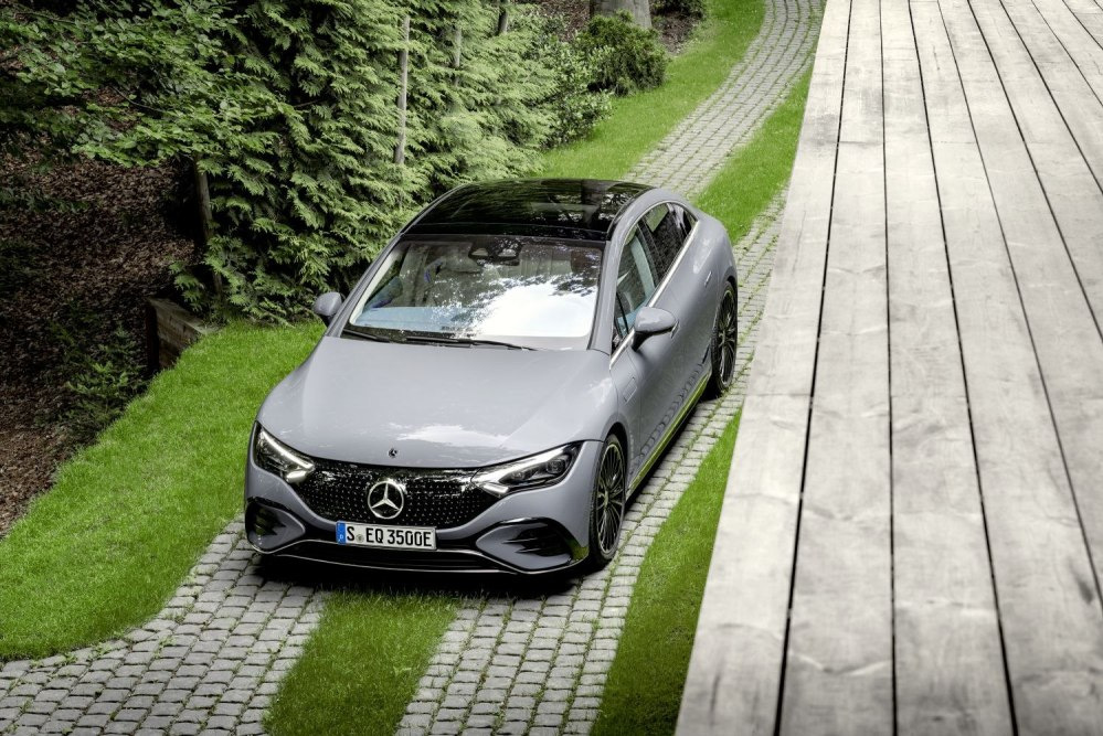 Mercedes-Benz EQE (V295): Test av elektrisk sedan i businessklassen