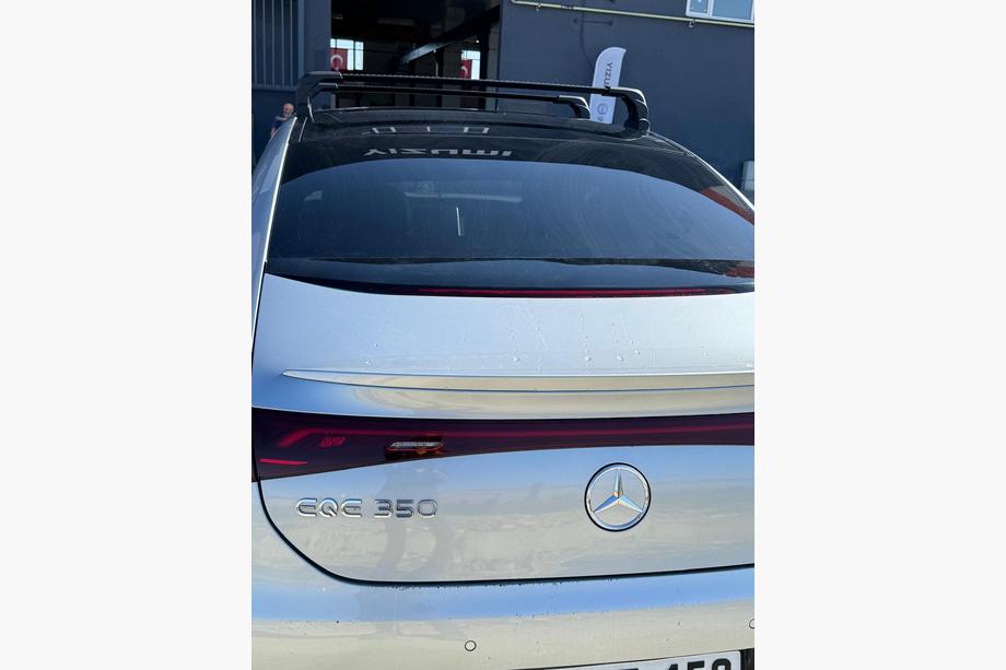 Mercedes EQE Takräcke (tvärbalkar) för originalfästpunkter Ecem V3 (2 st) Svart, 110 cm Foto 4