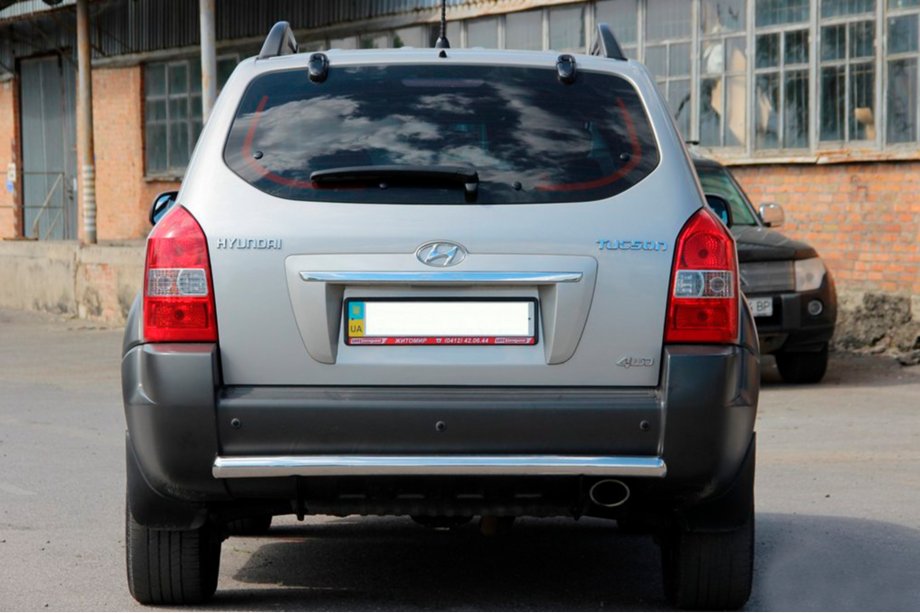 Hyundai Tucson JM 2004– Bakre skyddsbåge AK002 (rostfritt) Image