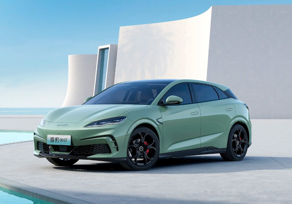 Test av BYD Seal 06 GT: stilig elhalvkombi med dynamisk karaktär