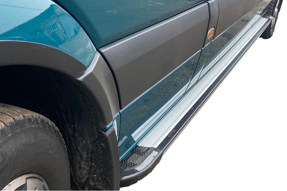 Mercedes Sprinter W906 2006–2018 Sidosteg Rainbow (2 st, aluminium) Lång/Extra lång Image