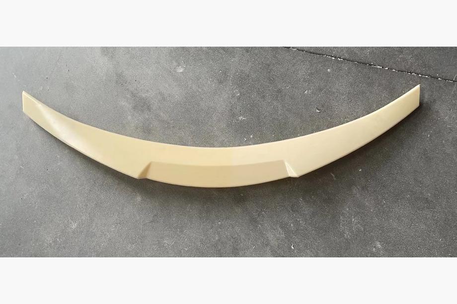BMW 1-serie E81/E82/E87/E88 2004–2011 M4-Style spoiler (för E82, för lackering) Image