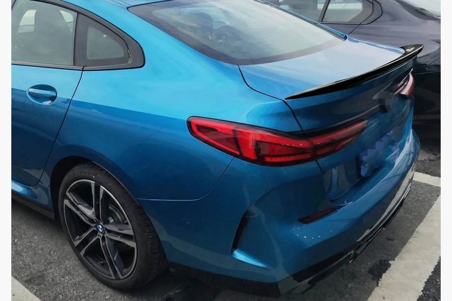 BMW 2-serie Gran Coupe F44 2020–2024 Spoiler P-Style (svart högglans) Foto 1