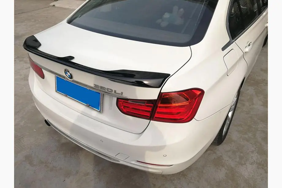 BMW 3-serien F30/F31 2012–2019 X-Style spoiler (för F30/F80, glanssvart) Image