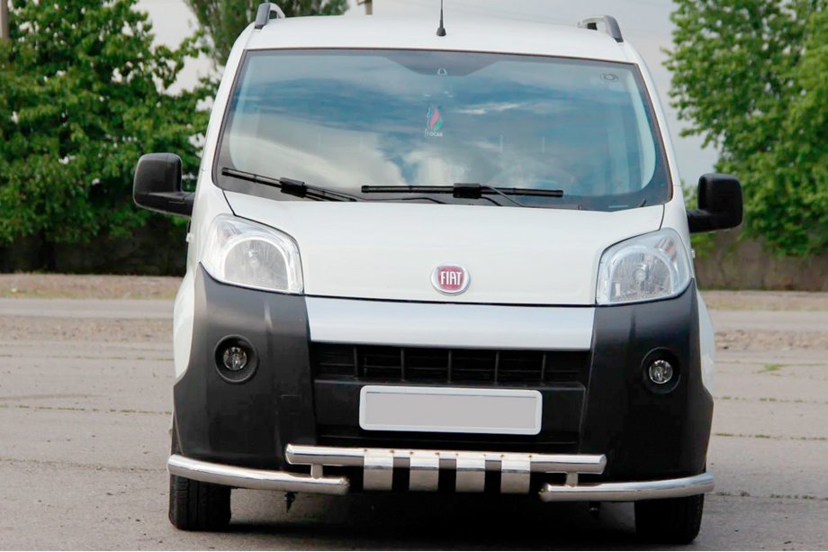 Fiat Fiorino/Qubo 2008–2024 Frontbåge Shark (rostfritt stål) Foto 1