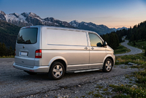 Volkswagen T5 Caravelle 2004–2010 Sidosteg Duru (2 st, aluminium) Kort hjulbas foto 2