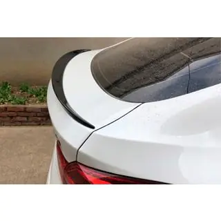 M-Style spoiler (blank svart)