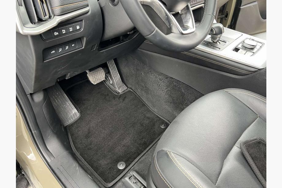 Mazda CX-70 2024– Premium textilmattor (Svart) Image
