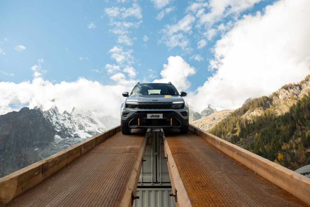 Jeep Avenger test: Tekniska data, utrustning och bilder