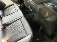 BMW 5/i5-serie G60/G60E/G61 2023– Premium textilmattor (för G60/61, svart) foto 3