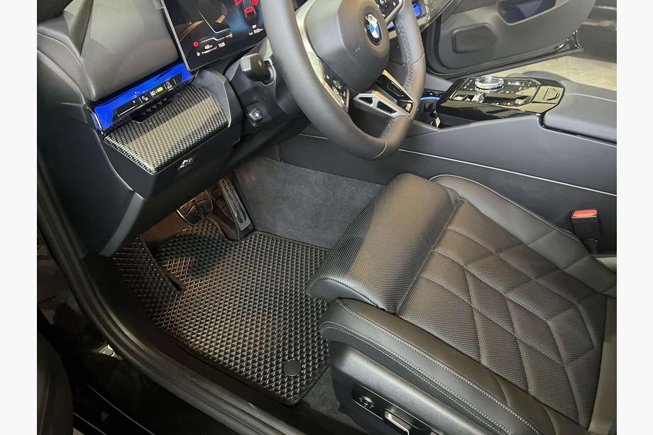 BMW 5/i5-serie G60/G60E/G61 2023– EVA-mattor (för G60/61, svart) Image