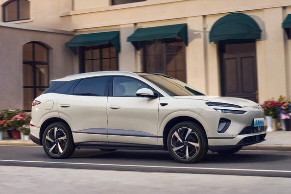 Test av den elektriska versionen av crossovern BYD SeaLion 06 EV