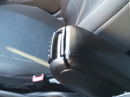 Seat Ibiza 2010–2017 Armstöd (monteras i mugghållaren) foto 8