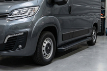 Citroen Jumper 2007–2025 Sidosteg Allmond Black (2 st, aluminium) foto 1