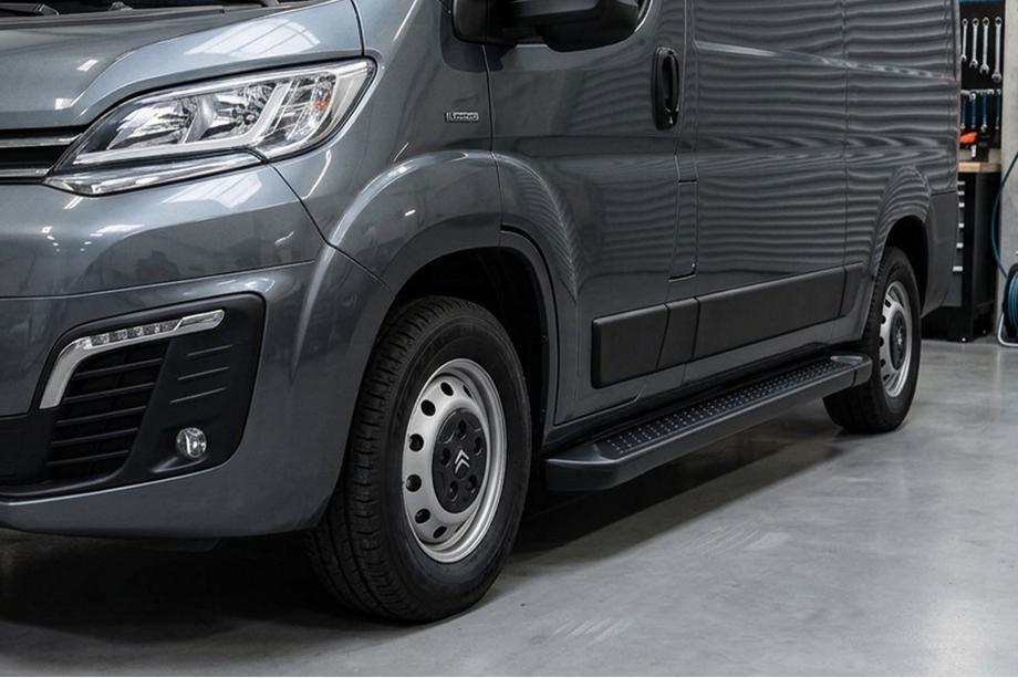 Citroen Jumper 2007–2025 Sidosteg Allmond Black (2 st, aluminium) Image