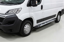 Fiat Ducato 2006–2025 Sidosteg Sunrise (2 st, aluminium) foto 1