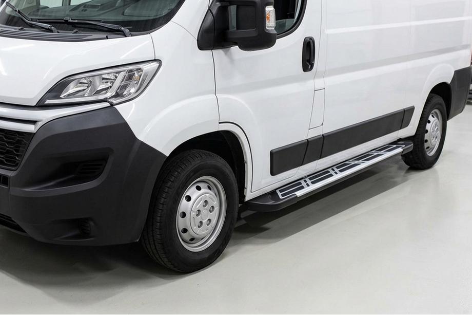 Fiat Ducato 2006–2025 Sidosteg Sunrise (2 st, aluminium) Image
