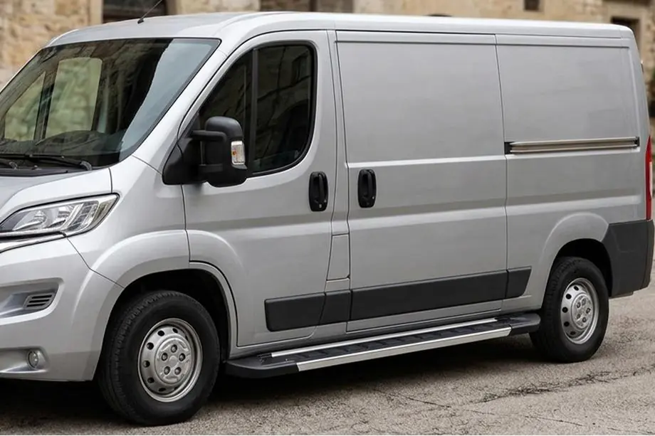 Fiat Ducato 2006–2025 Sidosteg RedLine V1 (2 st, aluminium) Image