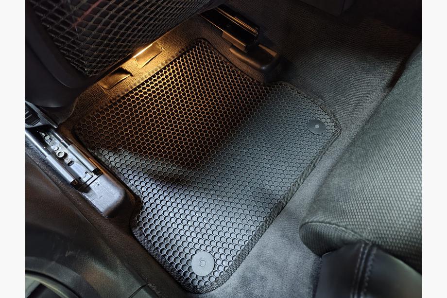 Audi A4 B6 2000–2004 Carsuit gummimattor (Svarta) Image