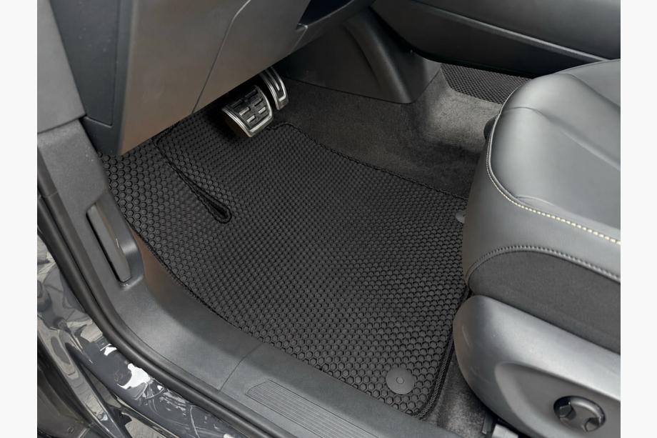 Volkswagen ID. UNYX 2024– Carsuit gummimattor (Svarta) Foto 1