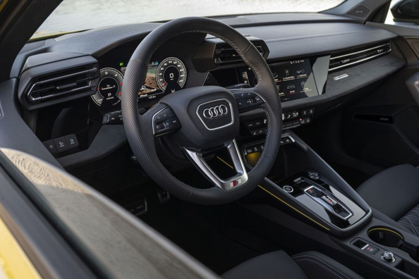 Test av Audi A3 allstreet 2025: Specifikationer, utrustning, bilder Foto 6
