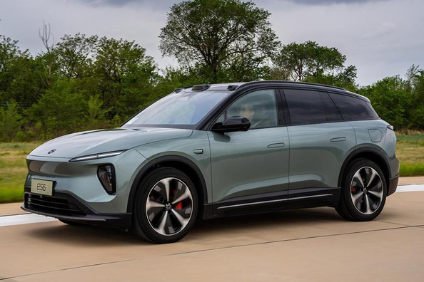 NIO ES6 i andra generationen: Test av den elektriska crossovern Foto 4