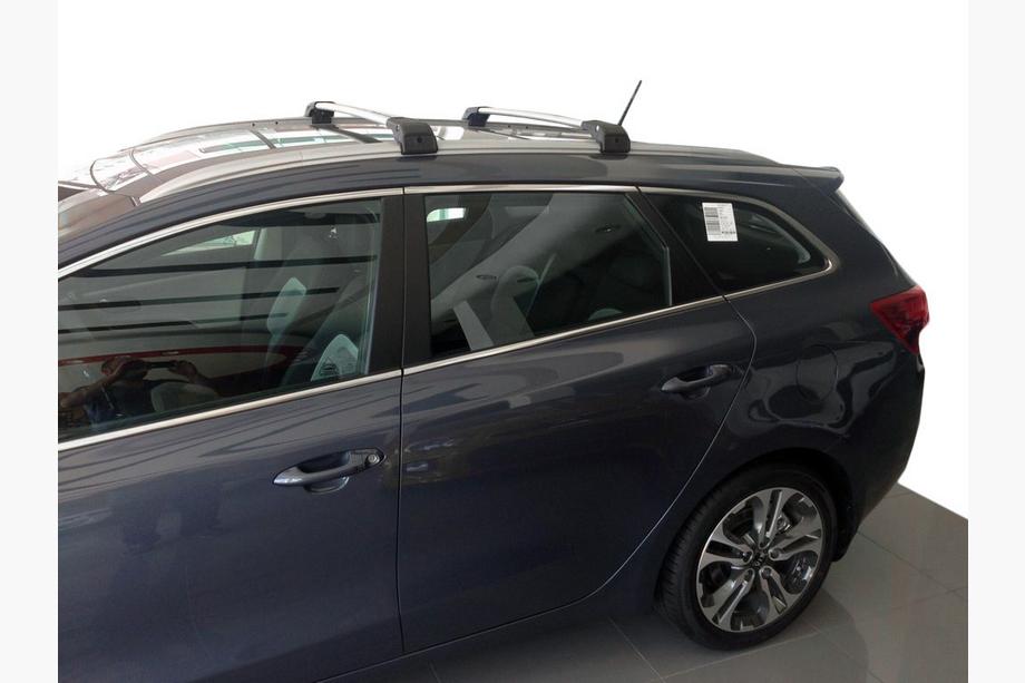 Kia Ceed 2012–2018 Takräcke (lastbågar) för integrerade takrails, låsbara WingCarrier V2 (2 st) Image