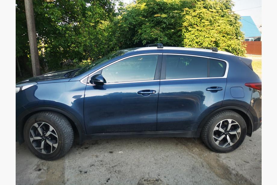 Kia Sportage 2015–2021 Takräcke (lastbågar) för integrerade takrails, låsbara WingCarrier V2 (2 st) Svart Image