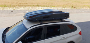 BMW 5-serien F10/F11 2010–2016 Takräcke (lastbågar) för integrerade takrails, låsbara WingCarrier V2 (2 st) foto 18