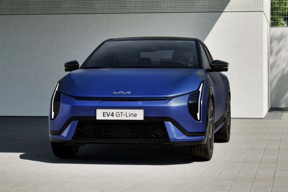Test av den elektriska sedanen Kia EV4 2025