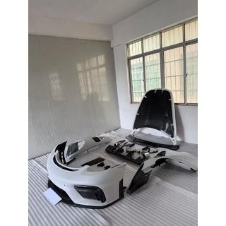 GT4 bodykit (ABS + kolfiber) foto 4