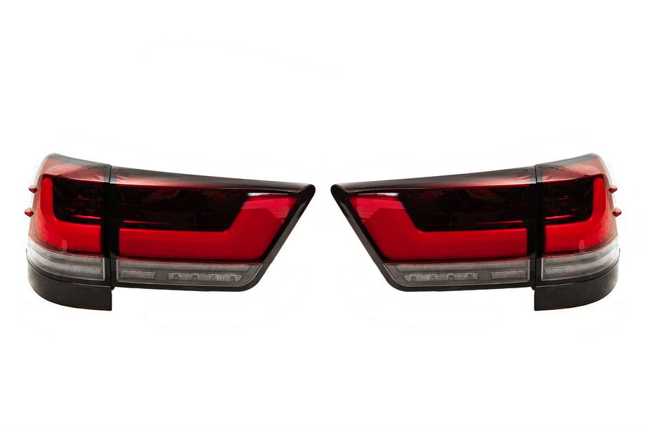 Toyota Land Cruiser 200 2007–2021 Bakljus (för ombyggda bilar i LC300) Image
