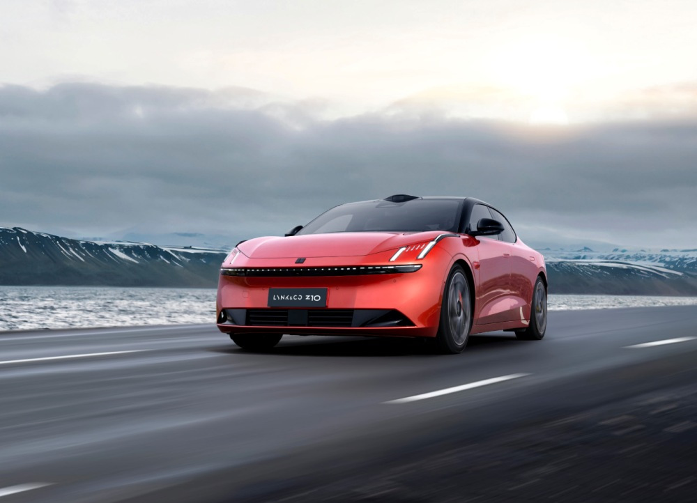 Test av Lynk & Co Z10: Tekniskt flaggskepp med gran turismo-anda