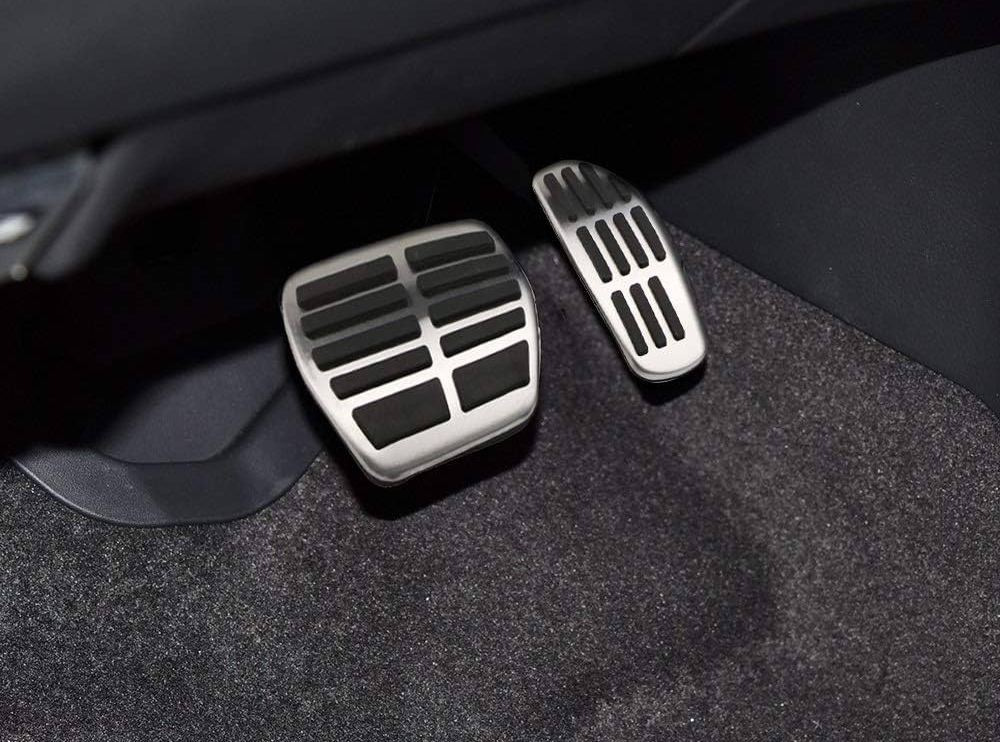 Så väljer du pedalgummi till bilen