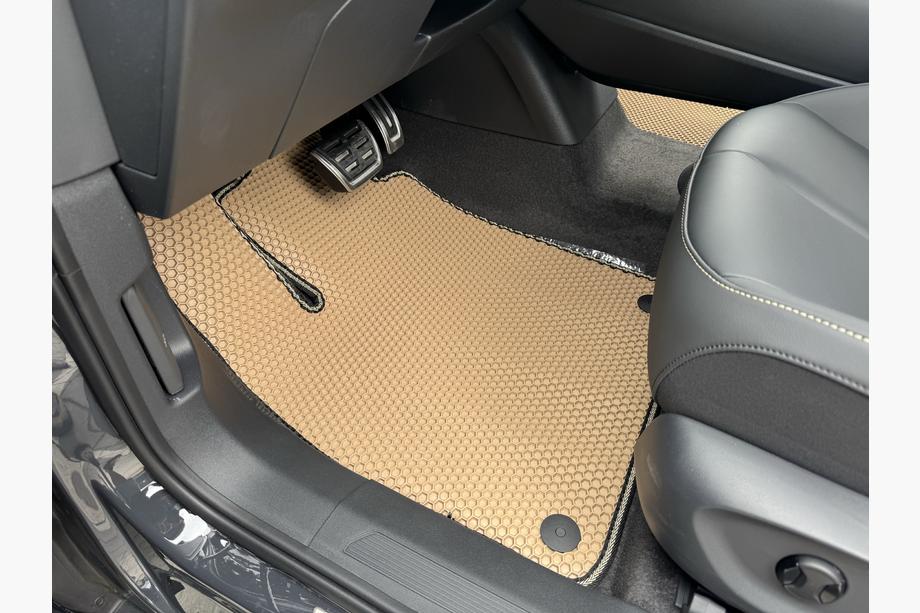 Volkswagen ID. UNYX 2024– Gummimattor Carsuit (Beige) Image