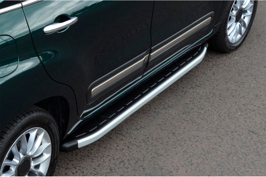 Fiat 500/500L 2013–2022 Sidosteg Fullmond (2 st, aluminium) Image