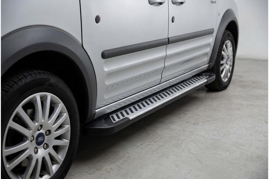Ford Connect 2010–2013 Sidosteg Line (2 st, aluminium) Image