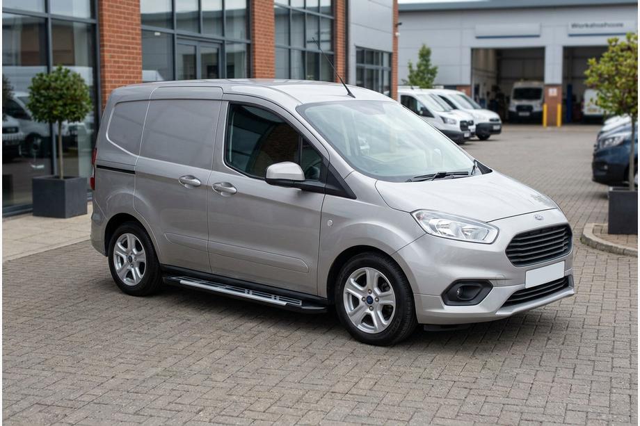 Ford Courier 2014–2023 Sidosteg Sunrise (2 st, aluminium) Image