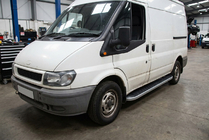 Ford Transit 2000–2014 Sidosteg Tayga Grey (2 st, aluminium) foto 1