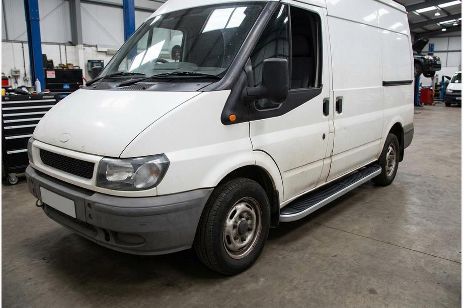 Ford Transit 2000–2014 Sidosteg Tayga Grey (2 st, aluminium) Image