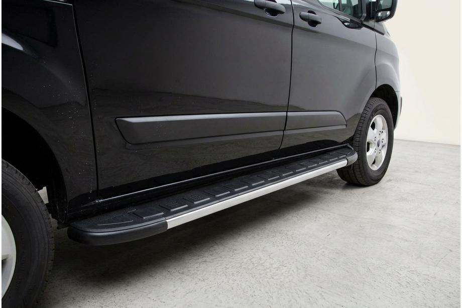 Ford Custom 2013–2022 Sidosteg Duru (2 st, aluminium) Kort hjulbas Image