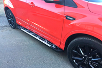 Ford Kuga/Escape 2013–2019 Sidosteg Sunrise (2 st, aluminium) foto 1