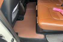 Toyota Land Cruiser 200 2007–2021 Gummimattor Carsuit (2007-2012, brun) foto 3