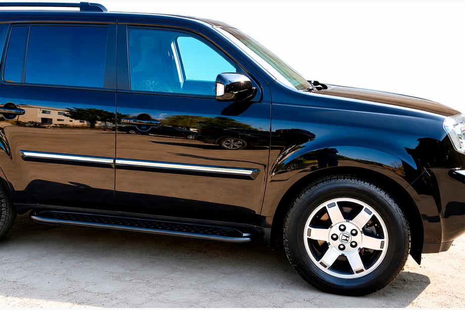 Honda Pilot 2008–2015 Sidosteg Allmond Black (2 st, aluminium) Image