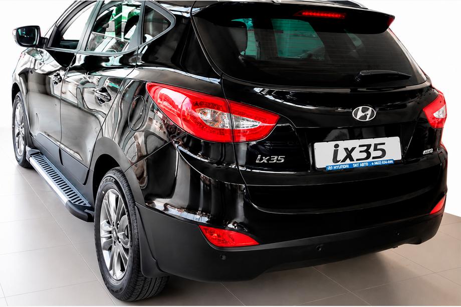 Hyundai IX-35 2010–2015 Sidosteg Line (2 st, aluminium) Image