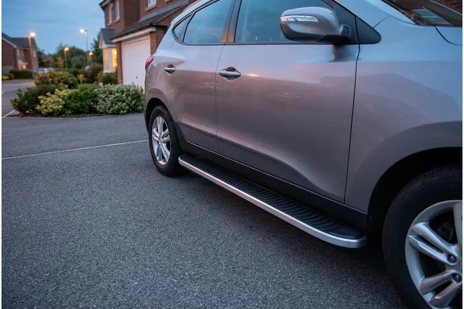 Hyundai IX-35 2010–2015 Sidosteg Tayga Grey (2 st, aluminium) Image