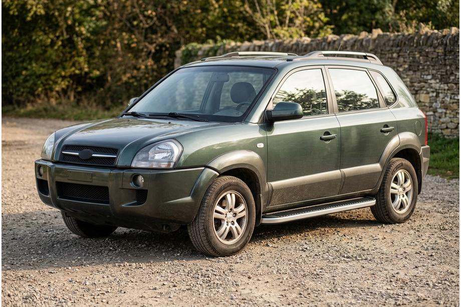 Hyundai Tucson JM 2004– Sidosteg Tayga Grey (2 st, aluminium) Foto 1