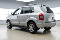 Hyundai Tucson JM 2004– Sidosteg RedLine Black (2 st, aluminium) foto 1