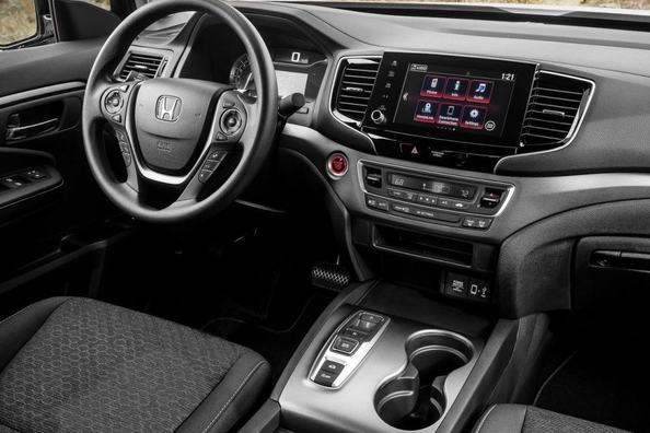 Honda Ridgeline i test: tekniska data, utrustning och bilder Foto 5