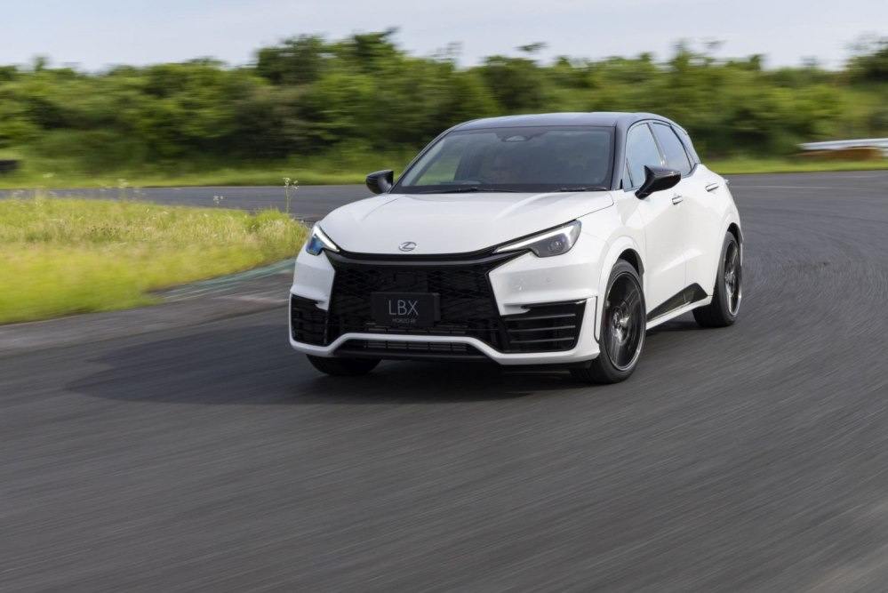 Test av Lexus LBX Morizo RR: sportig prägel i premiumklassen